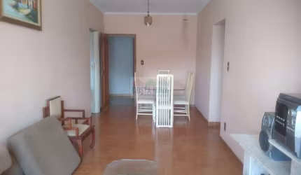 Apartamento com 2 dormitórios, sala para 2 ambientes, ampla cozinha, 1 vaga de garagem