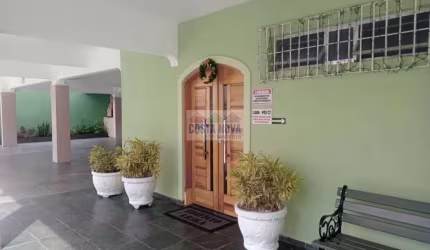 Apartamento à venda com  43m², 1 quarto, 1 vaga, mobiliado no bairro Caiçara à 200mts da praia