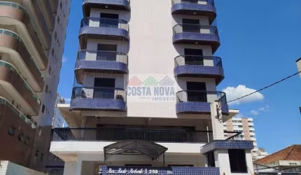 Apartamento mobiliado com vista para o mar e lazer completo