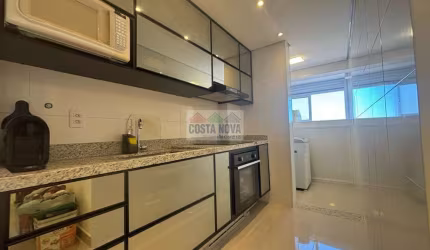 Apartamento no embaré, 5 quadras da praia próximo ao canal 4, 60 m², Vaga demarcada
