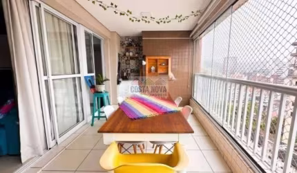 Apartamento com 3 quartos sendo 1 suíte, 2 banheiros, 1 vaga. Edifício com área de lazer completa