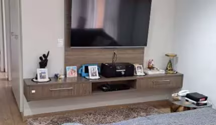 Apartamento à venda em Cotia-SP, Jardim Petrópolis: 2 quartos, 2 salas, 1 banheiro, 1 vaga de garagem, 60m² de área. Confira!