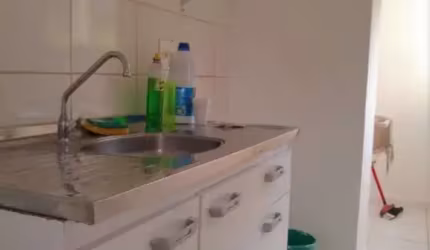 Apartamento para locação no Jardim Petrópolis, Cotia-SP: 2 quartos, 1 sala, 1 banheiro, 1 vaga de garagem, 46m². Venha conferir!