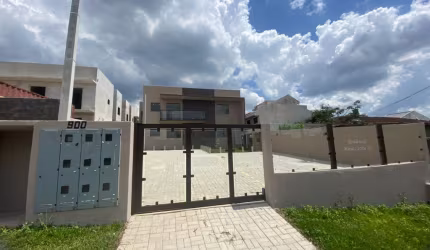 Apartamento térreo com garden à venda no Iguaçu em Araucária