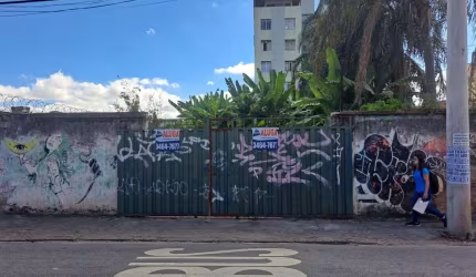 Terreno comercial para alugar na Pará de Minas, --, Padre Eustáquio, Belo Horizonte por R$ 3.500