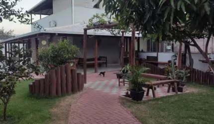 Casa com 6 quartos à venda na Rua Palmeiras, --, Colonial, Contagem por R$ 1.300.000