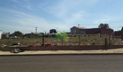 Terreno à venda  Jardim Bons Ares (Rubião Junior) - Botucatu/SP