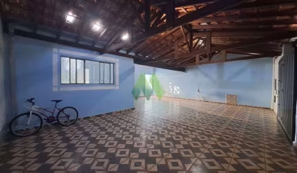 Casa 03 dormitórios à Venda - Jardim Monte Mor - Botucatu/SP