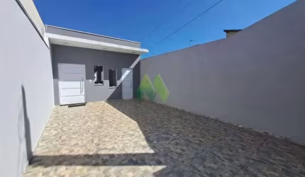 Casa 03 Dormitorios a venda - Jardim Itamarati - Botucatu/SP