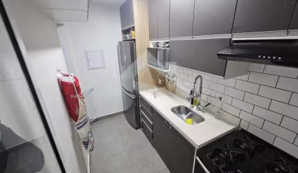2 Quartos sendo 1 suíte com sala Ampla Jardins da Cidade - Taboão da Serra