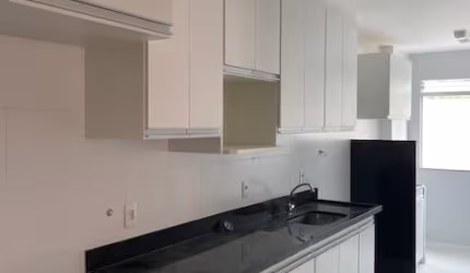 Alugo apartamento térreo  na Granja dos Cavaleiros