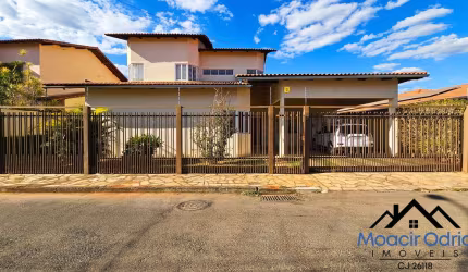 Casa com 3 quartos à venda na Quadra SHIN QI 3 Conjunto 12, Setor de Habitações Individuais Norte, Brasília, 800 m2 por R$ 2.550.000
