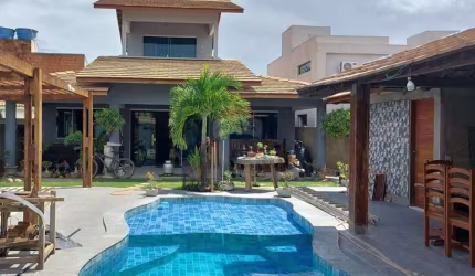 CASA À VENDA EM SERRAMBI