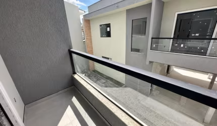 Belíssima casa NOVA de 3 suítes em IPITANGA