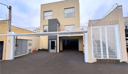 Prédio comercial ao lado hospital São Paulo com 10 salas, 10 vagas de garagem e elevador!!