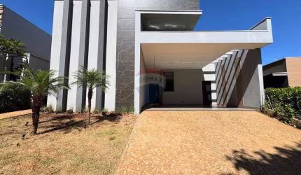 CASA TÉRREA 3 QUARTOS SENDO 3 SUÍTES E 1 ESCRITÓRIO CONDOMÍNIO TERRAS DE SIENA PARA VENDA