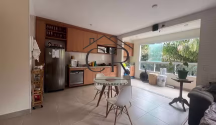 Perfeito, lindo! Totalmente decorado! Apartamento com 2/4 em Buraquinho!