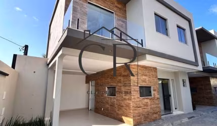 Casas soltas com 3/4 e 4/4 em condomínio fechado!