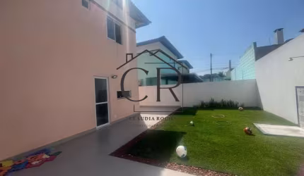 Linda casa com 4 suítes em Abrantes!