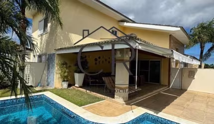 Maravilhosa casa no condomínio mais procurado na região de Vilas do Atlântico!