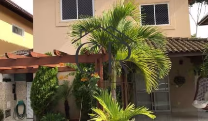 Casa duplex em Vilas do Atlântico com 3 suítes | Condomínio fechado |
