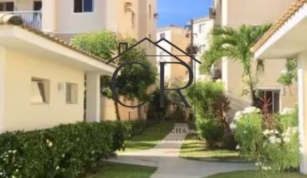 Excelente apartamento em Buraquinho | Primeiro andar