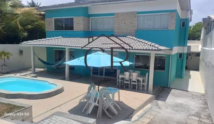 Duas casas em uma em Vilas do Atlântico, alameda fechada | PORTEIRA FECHADA |
