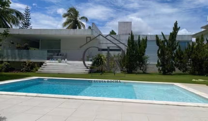 Excelente casa térrea em condomínio fechado!