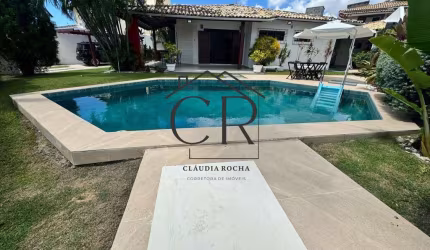 Linda casa térrea no coração de Vilas do Atlântico!