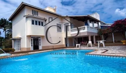 Casa em condomínio fechado, no coração de Vilas do Atlântico!
