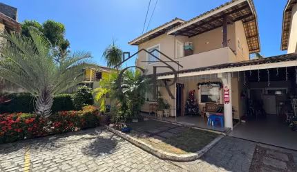Perfeita, prontíssima para morar, um verdadeiro charme de casa em condomínio!