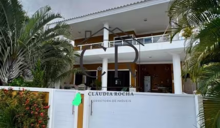 Casa maravilhosa em condomínio fechado com total infraestrutura!!