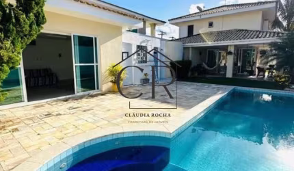 Maravilhosa casa, pronta para morar em condomínio fechado na Priscila Dutra!