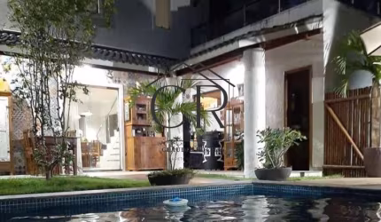Fantástica casa em condomínio fechado com mega infraestrutura!