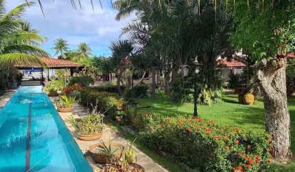 Um charme de casa térrea com ar puro e muitas árvores frutíferas nesse maravilhoso terreno!!