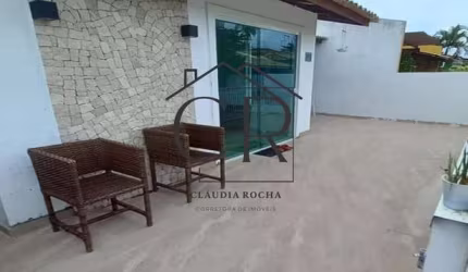 Linda casa térrea ao lado de Vilas do Atlântico, a poucos metros da praia mais linda do litoral!