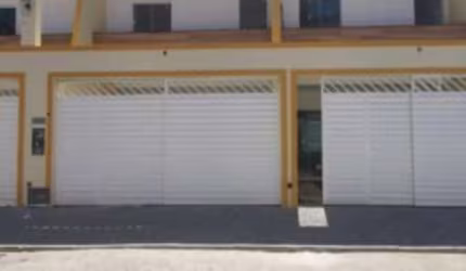 Casa com 4 quartos à venda na Avenida Luiz Tarquínio Pontes, Centro, Lauro de Freitas por R$ 420.000
