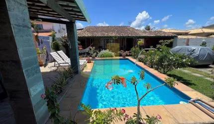 Linda casa térrea com mega área externa |Pronta para morar!