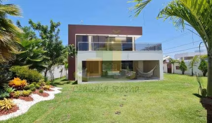 Maravilhosa casa em condomínio fechado com excelente infraestrutura!!