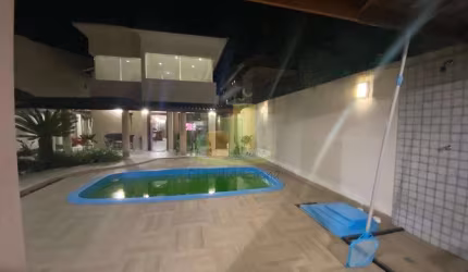 MEGA MARAVILHOSA CASA A 50 METROS DA PRAIA MAIS LINDA DO LITORAL, PRONTA PRA MORAR!!!