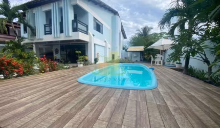 MARAVILHOSA CASA NA QUADRA MAR, ARQUITETURA SUPER MODERNA, CONFIRA JÁ!!!