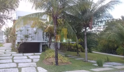 MANSÃO INCRÍVEL, EM CONDOMÍNIO LUXUOSO E COM EXCELENTE INFRAESTRUTURA, VENHA CONFERIR!!!