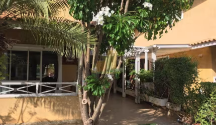 CASA DUPLEX  CONDOMÍNIO, COM PORTARIA 24H, VENHA APROVEITAR  !!!