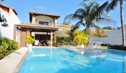 EXCELENTE CASA EM CONDOMÍNIO FECHADO!