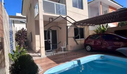 Excelente casa em Vilas do Atlântico!