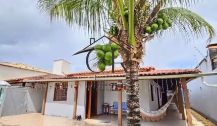 Maravilhosa casa em condomínio fechado!!