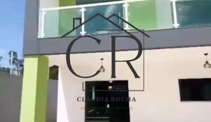 Excelente casa em condomínio fechado, em Recreio de Ipitanga!