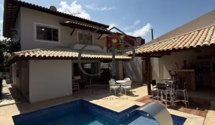 Excelente casa em condomínio fechado!!