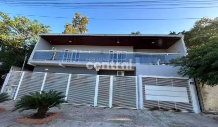Casa 4 dormitórios