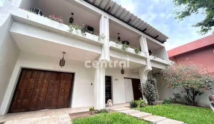 Casa 5 dormitórios
